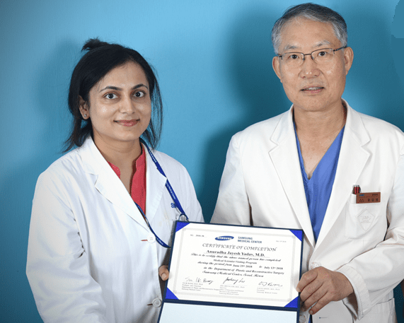 Dr. Anuradha Yadav received an Award of Fellowship in Ear Reconstruction from Prof Dr. Oh at SMC, Seoul, South Korea