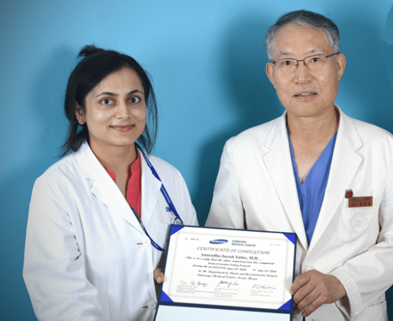 Dr. Anuradha Yadav received an Award of Fellowship in Ear Reconstruction from Prof Dr. Oh at SMC, Seoul, South Korea