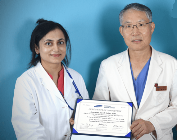 Dr. Anuradha Yadav received an Award of Fellowship in Ear Reconstruction from Prof Dr. Oh at SMC, Seoul, South Korea